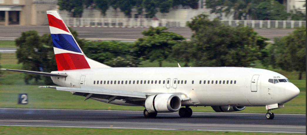 波音737-400